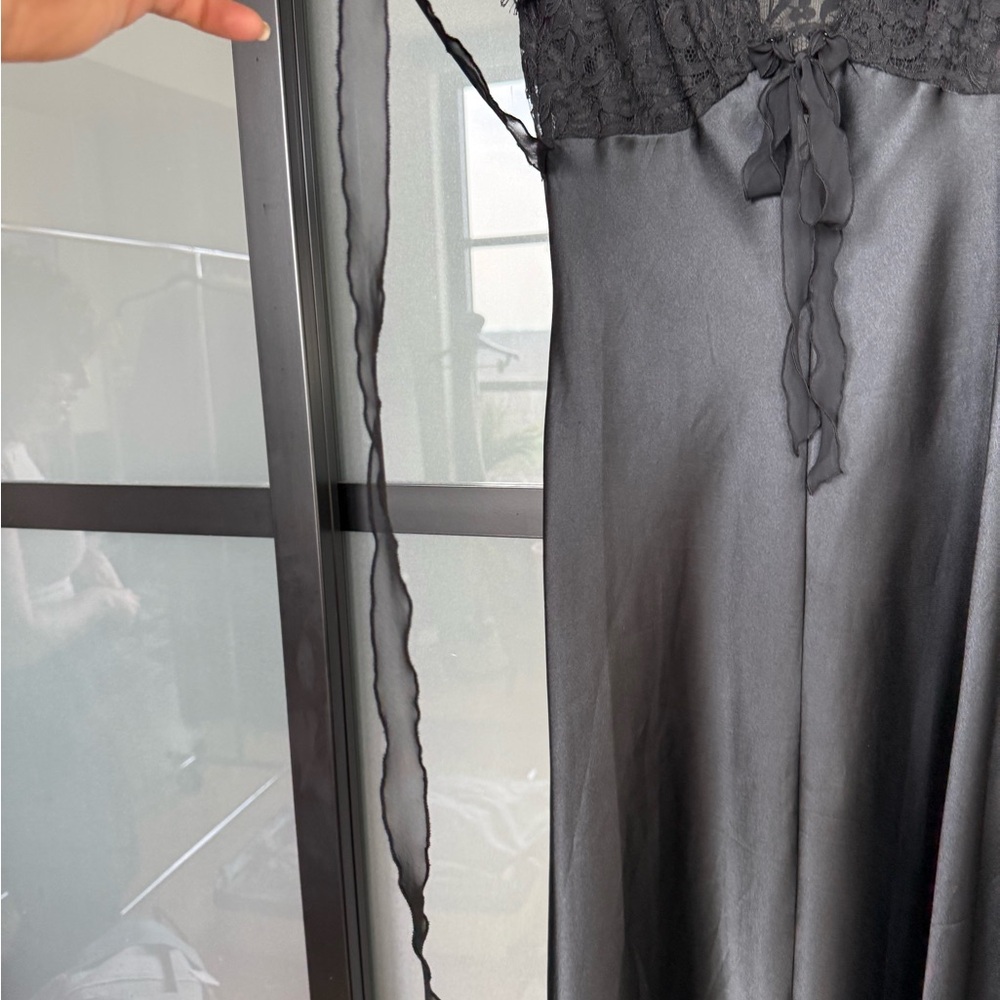 Christian Dior black satin nightgown - Picture 6 of 12